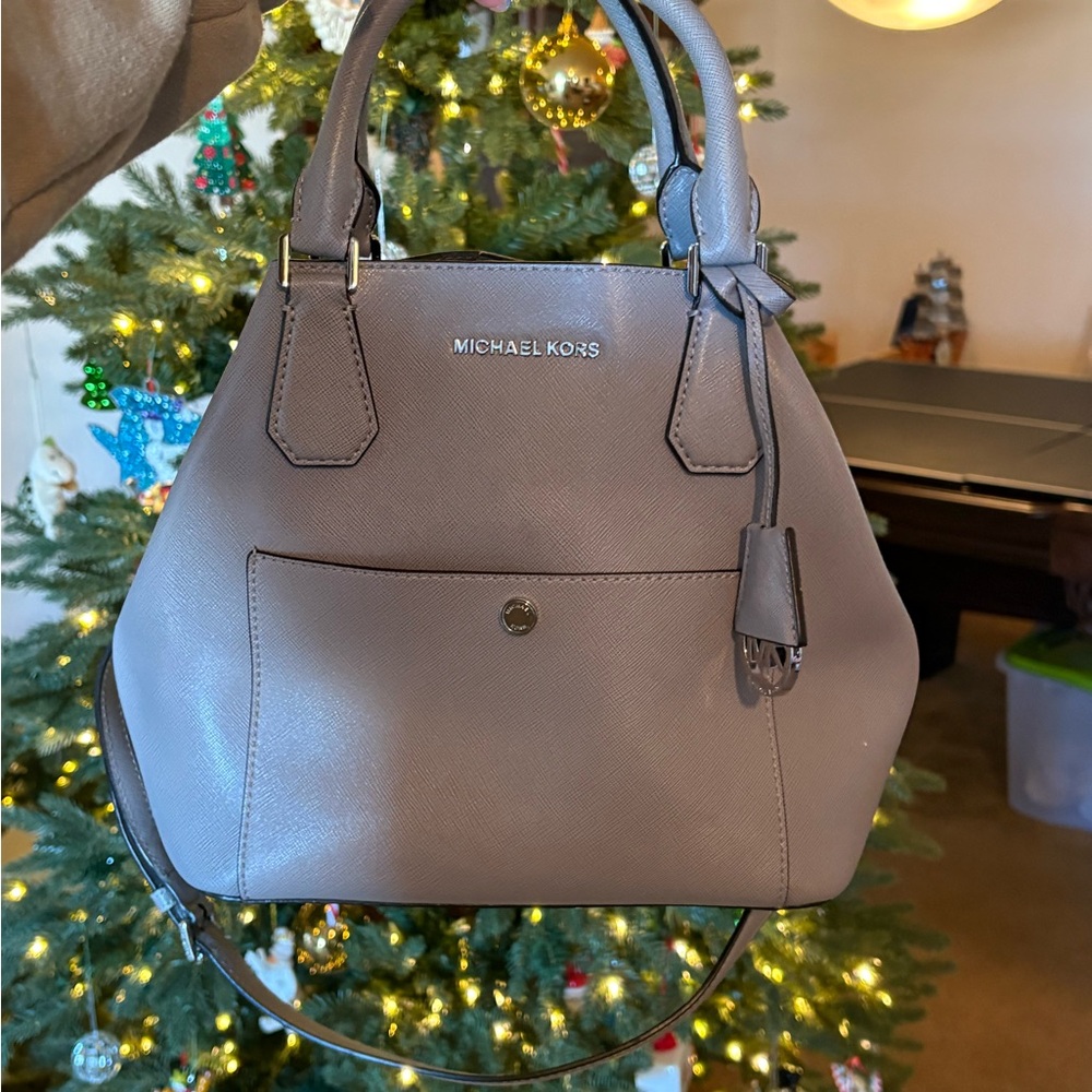 Michael Kors Gray Shoulder Bag with Structured Design